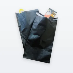 Bolsa e-commerce 15x25 negra lisa, con cierre adhesivo - Indusnort